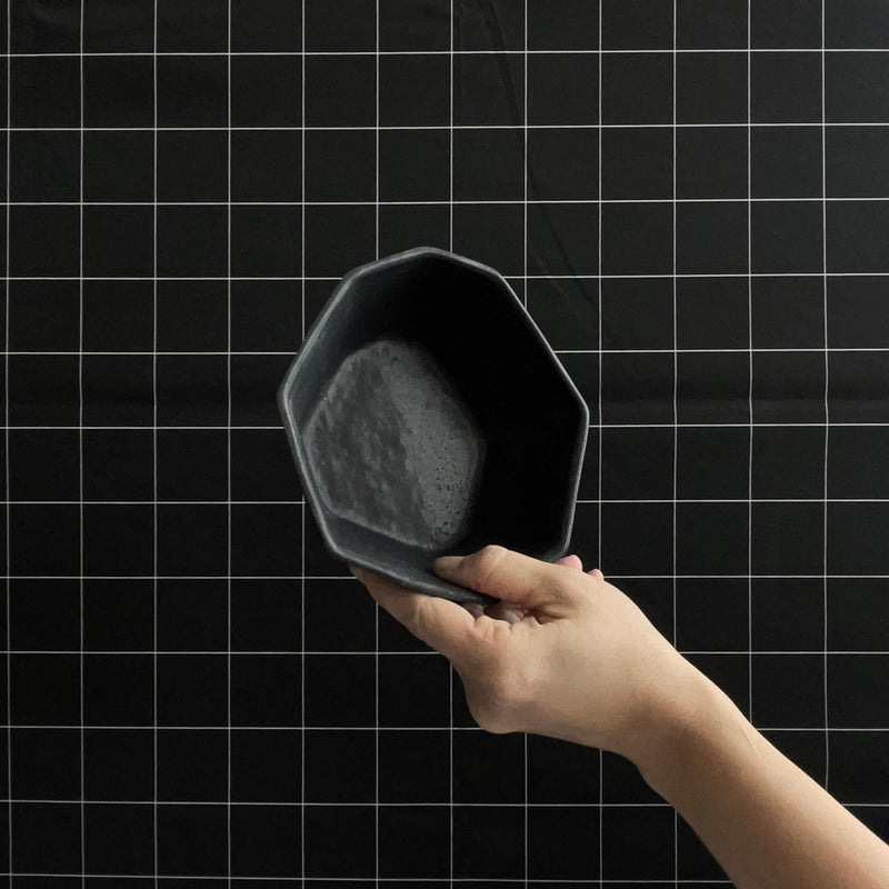 Formation Bowls in Jet Black