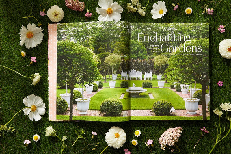 Veranda Enchanting Gardens