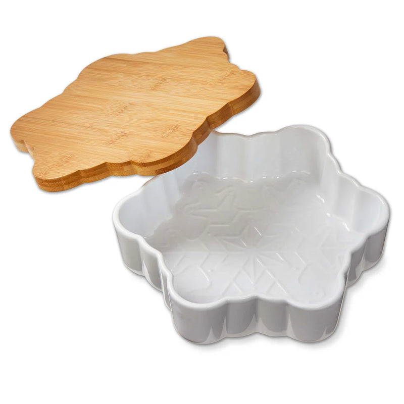 Snowflake Baker with Lid/Trivet