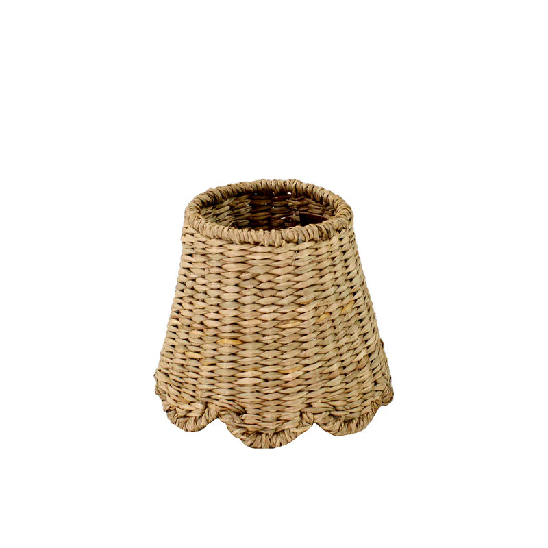 Small Scalloped Lamp Shade in Seagrass