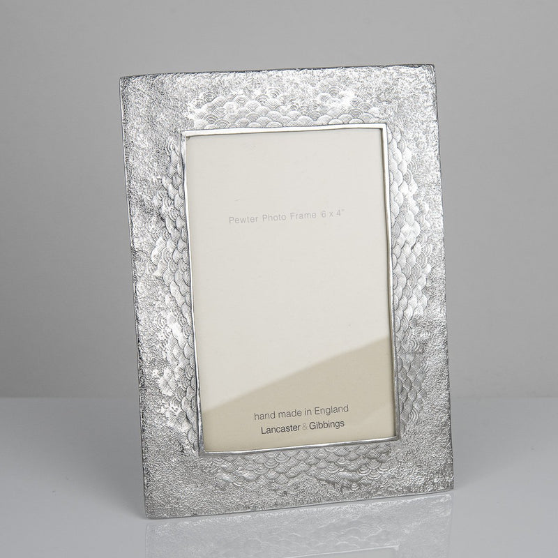 Waves Photo Frame