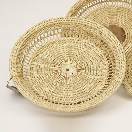 Round Table Tray w/ Palm Leaf Center